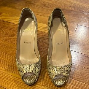 Snake, skin cream, red soul, Christian Louboutin, peep toe